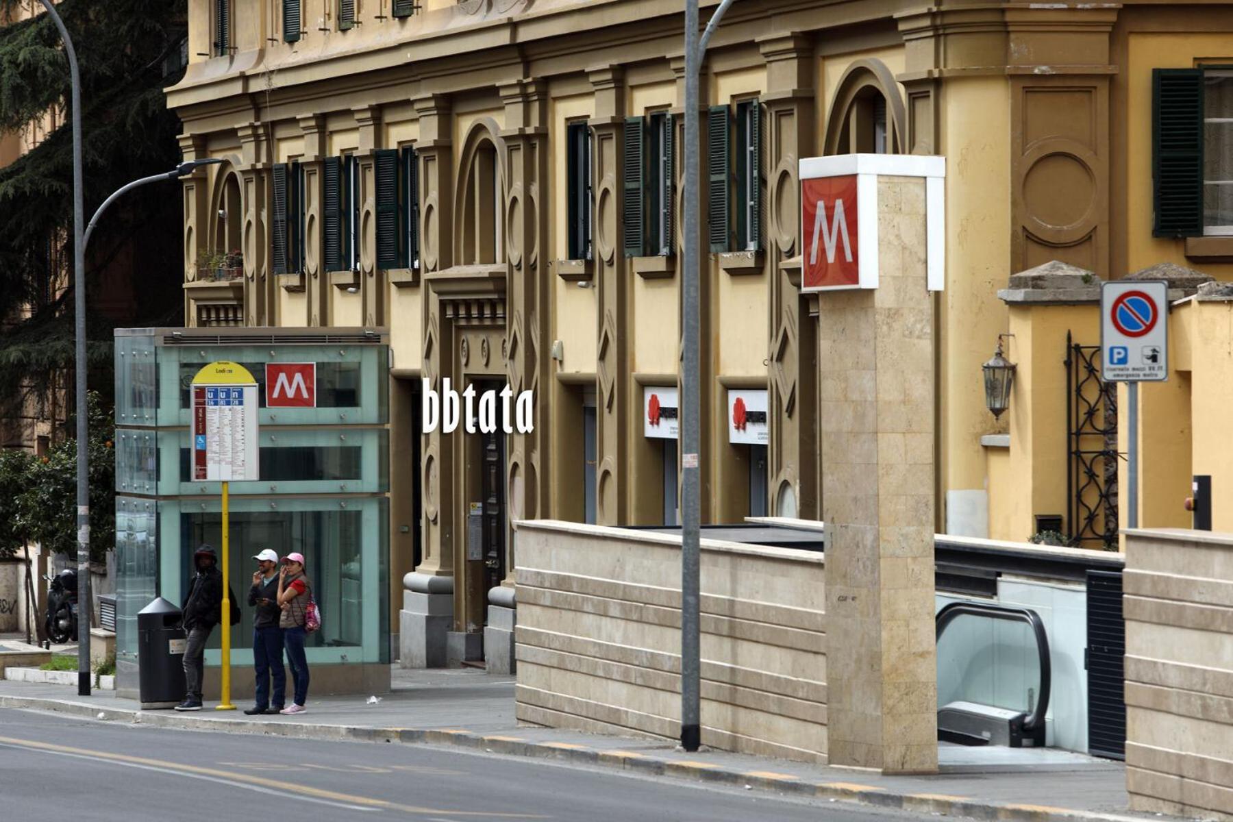 Acomodação com café da manhã  Tata Roma